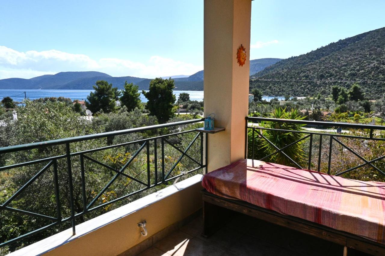 Pavlos' Cottage With Beach View Kórfos Extérieur photo